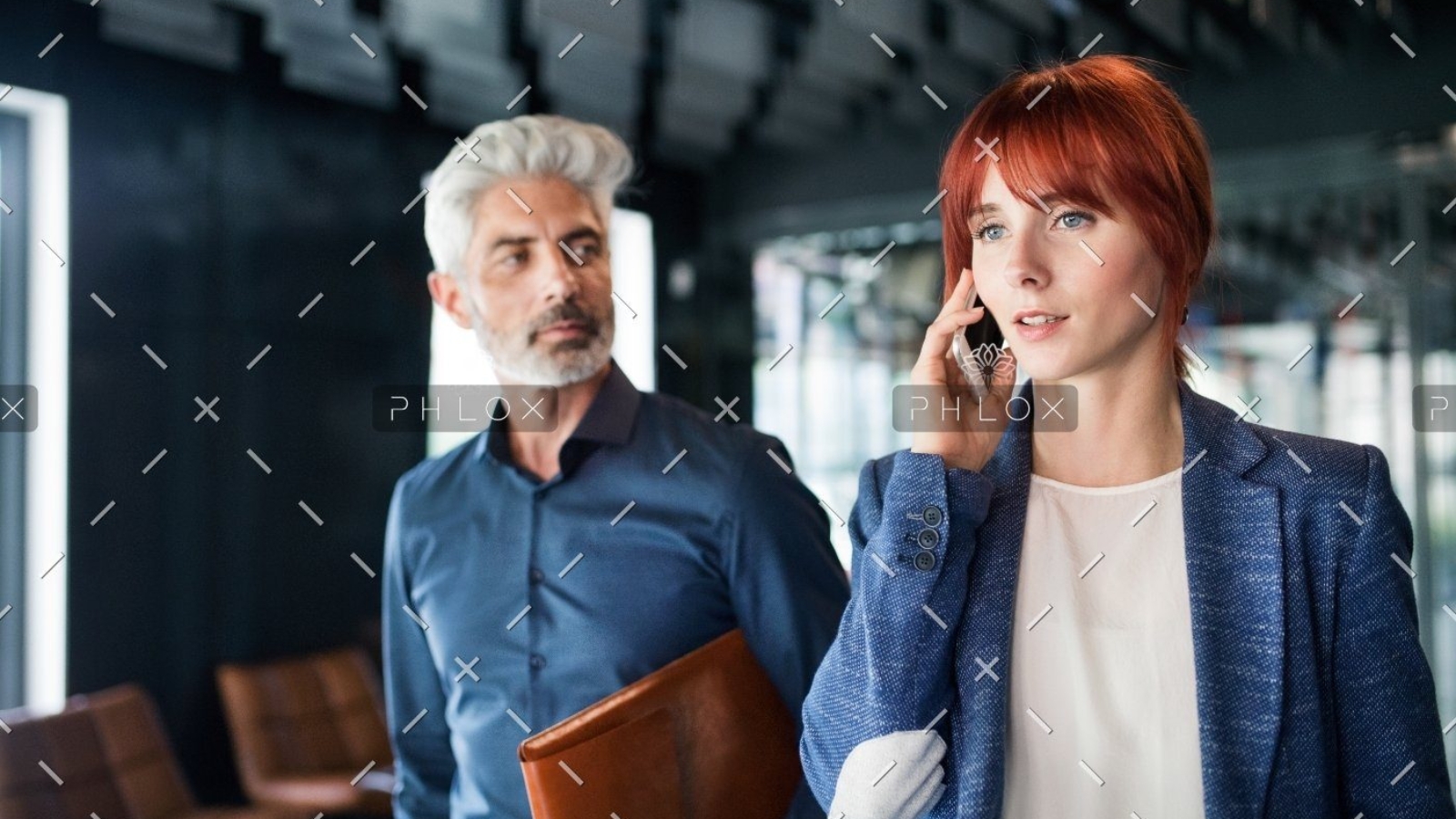 demo attachment 551 business people in the office making a phone call pqzthdy